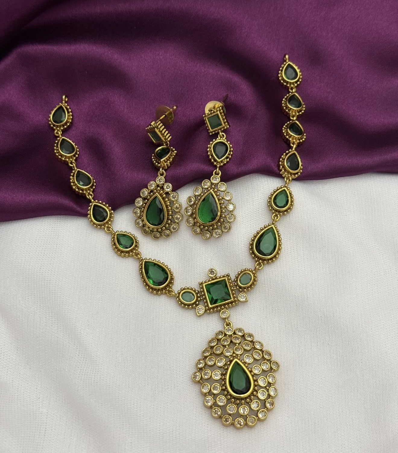 Premium necklace RC1588