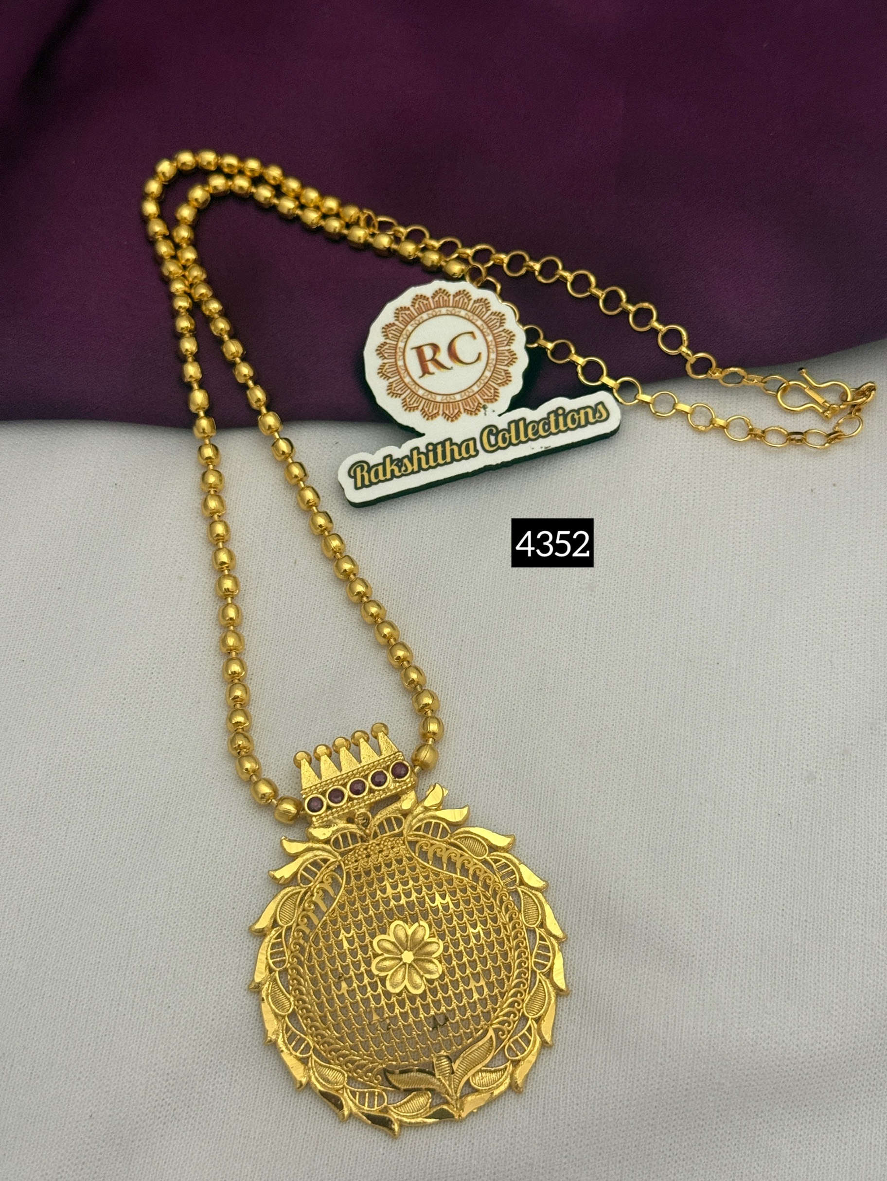 Forming necklace RC4352