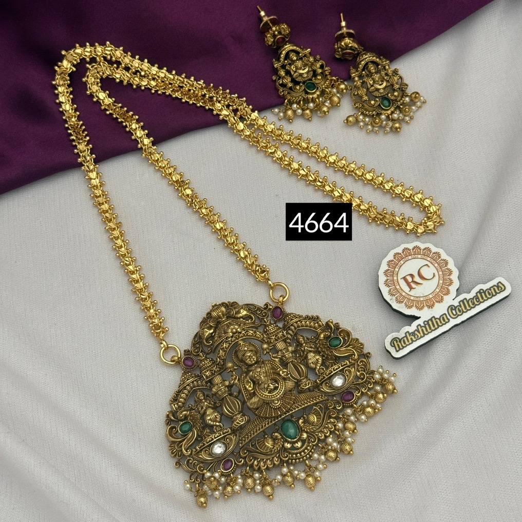 Antique dollar with chain RC4664