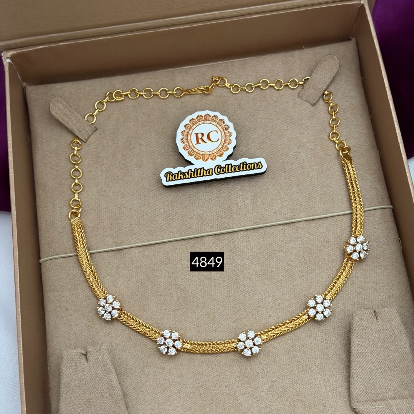 Diamond look necklace RC4849