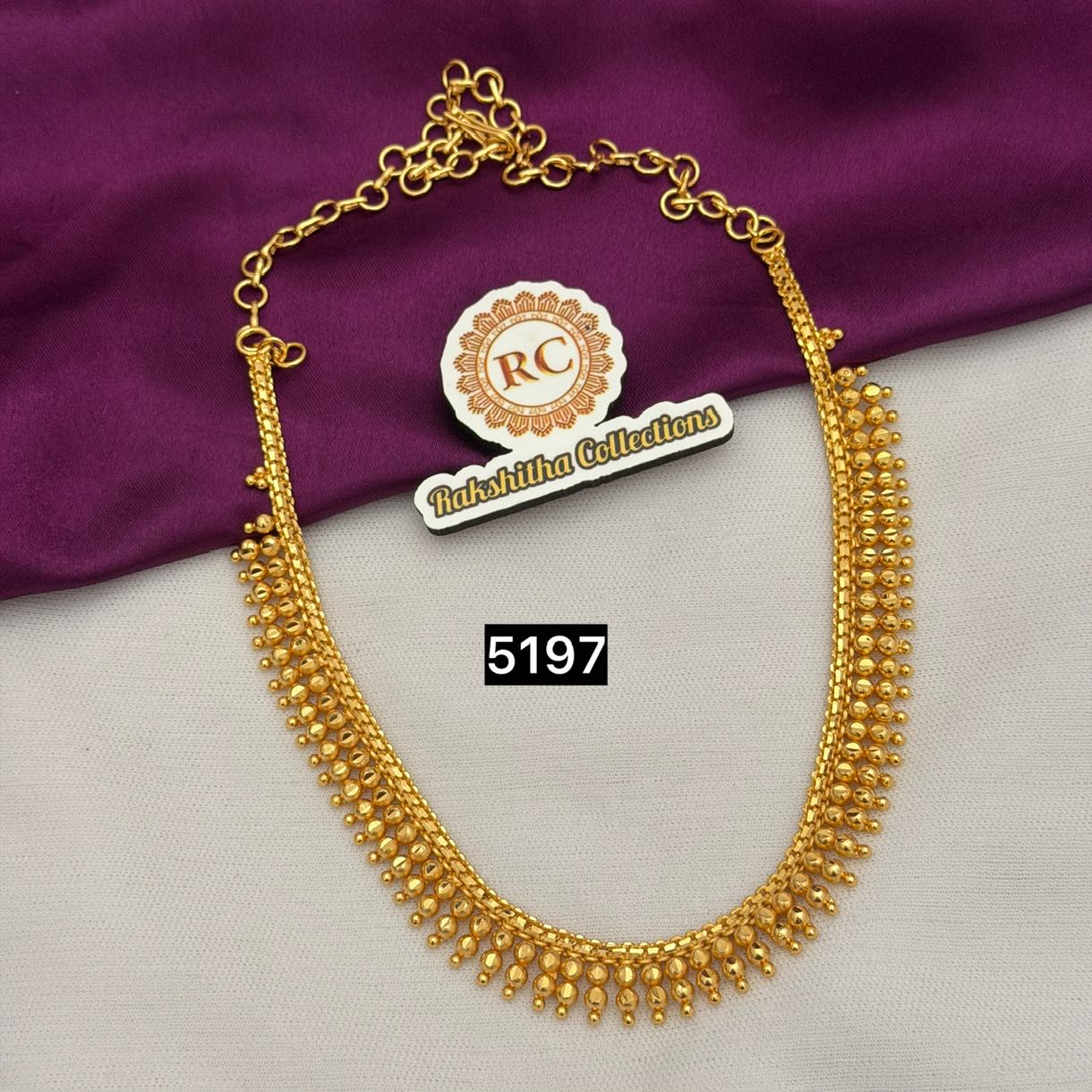 Forming necklace RC5197