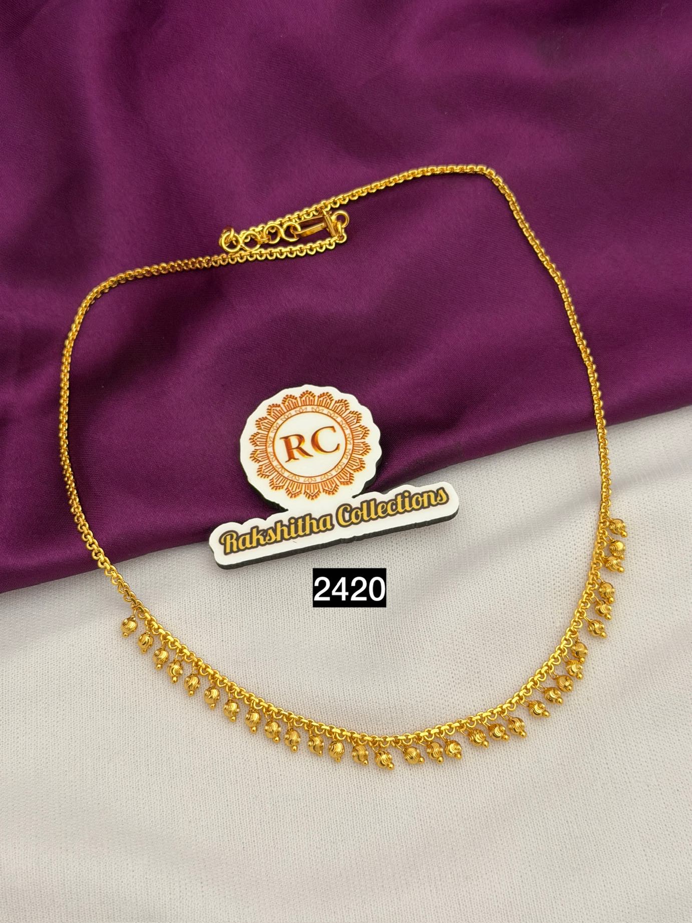Short necklace RC2420
