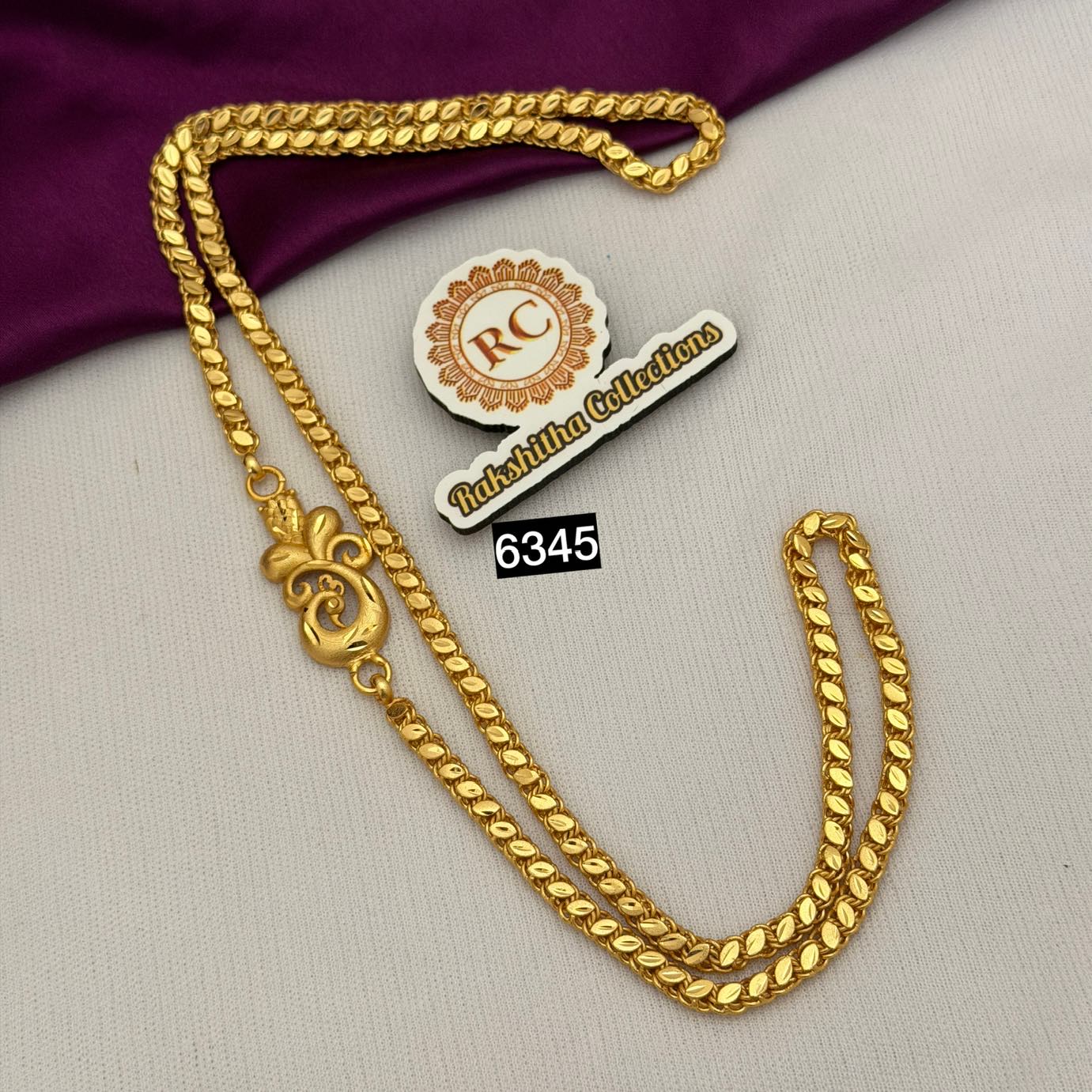 Forming mugappu chain RC6345