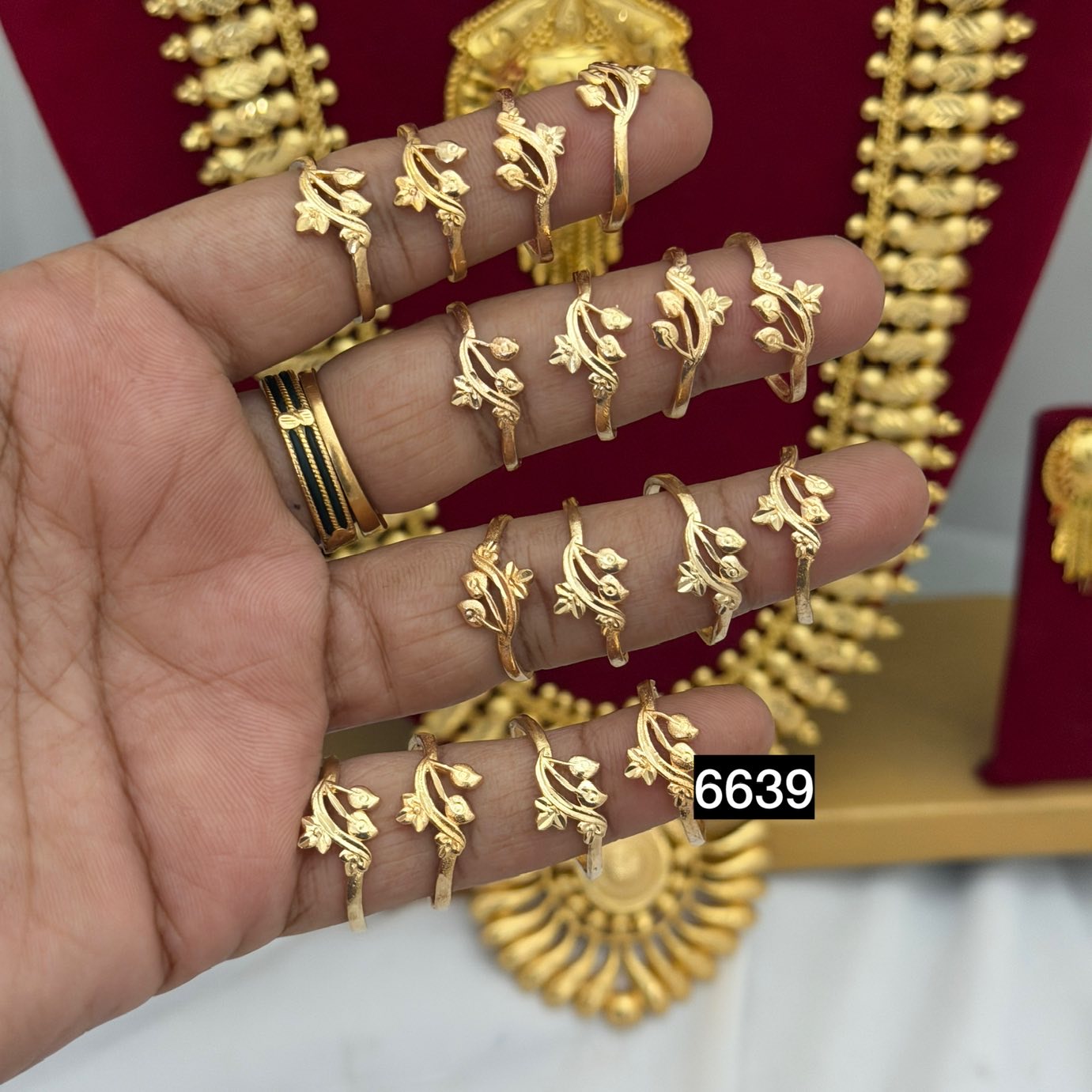Daily wear impon ring RC6639