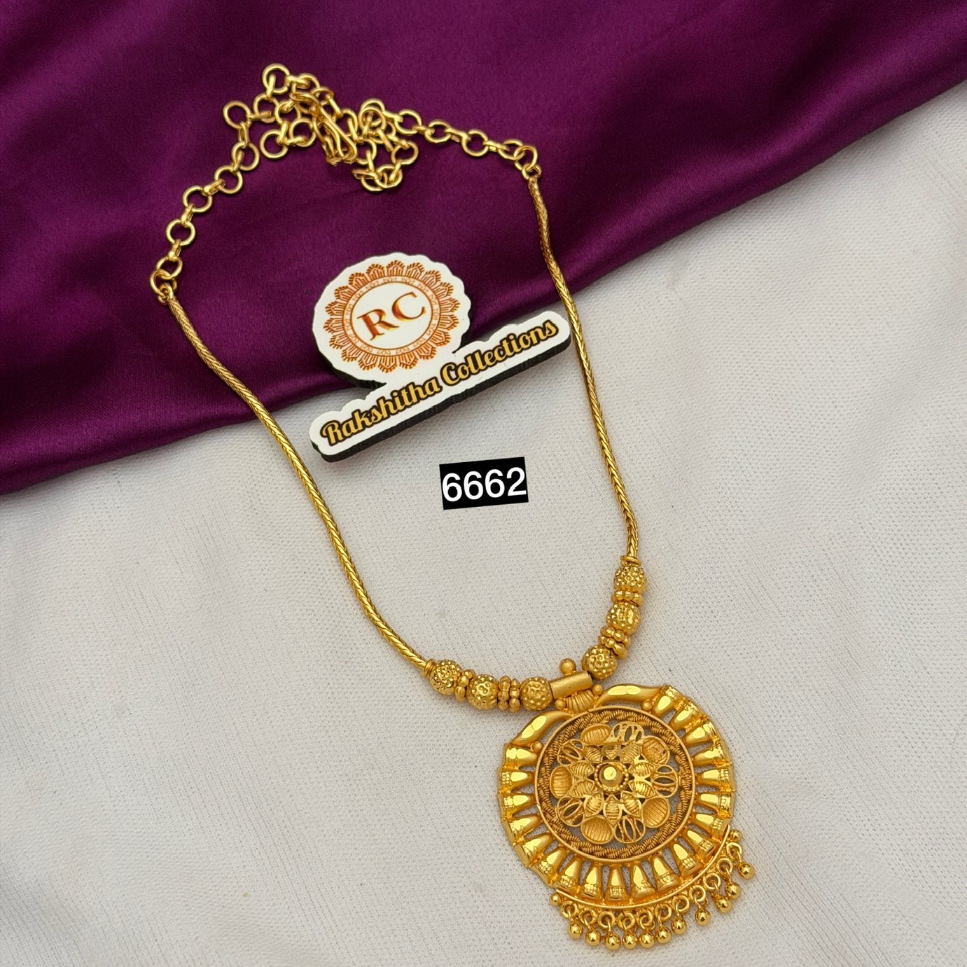 Gold look necklace RC6662
