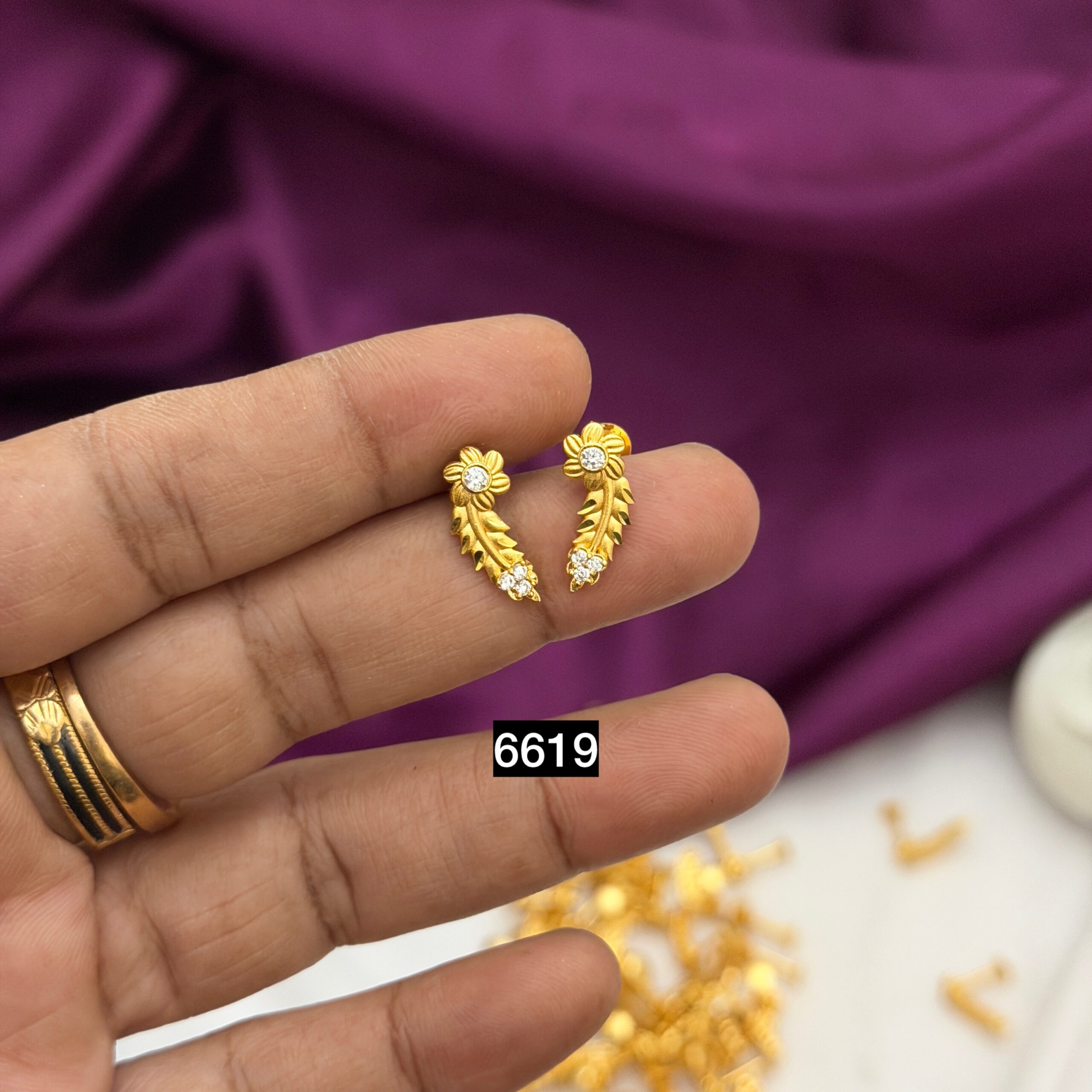 Forming stud RC6619
