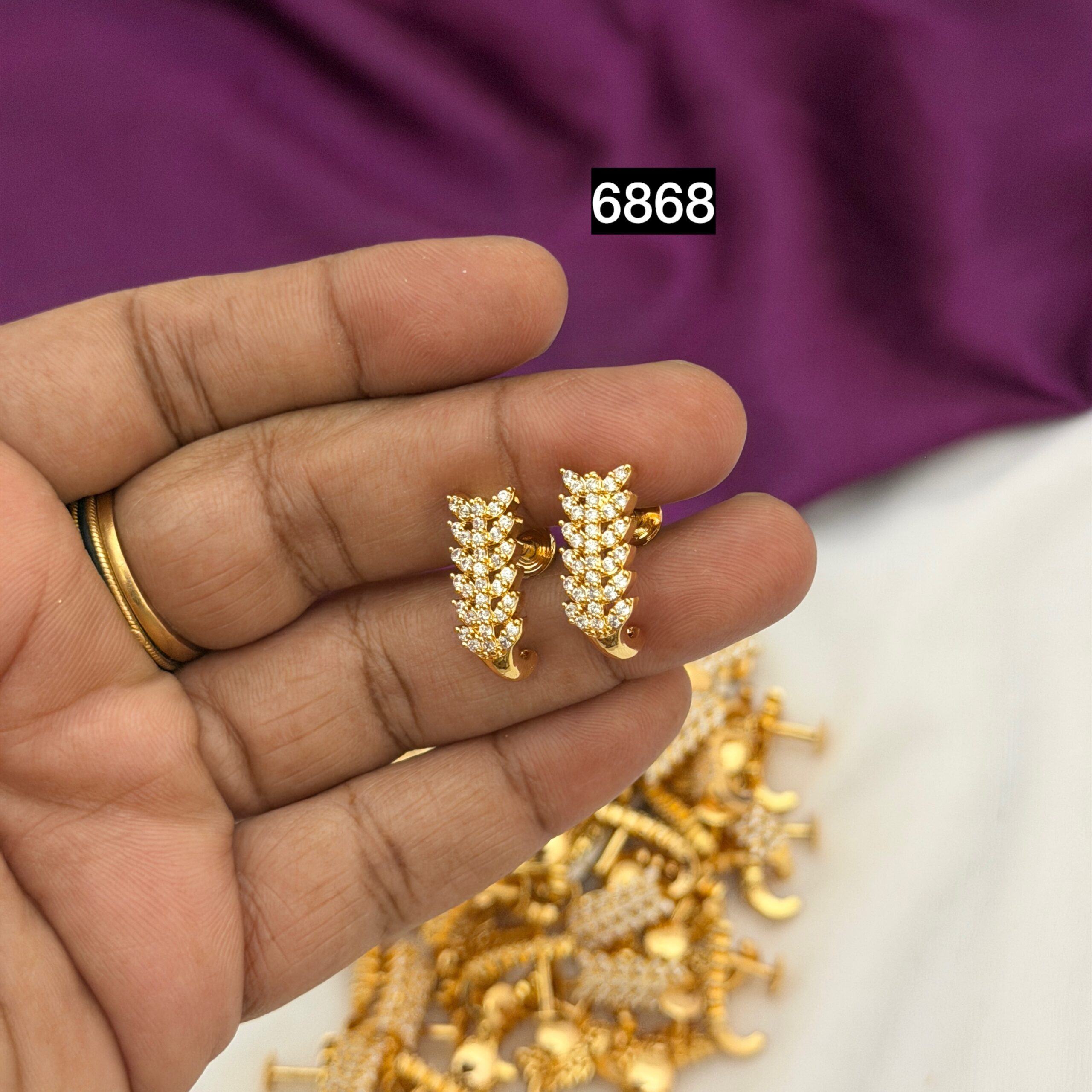 Diamond replica RC6868
