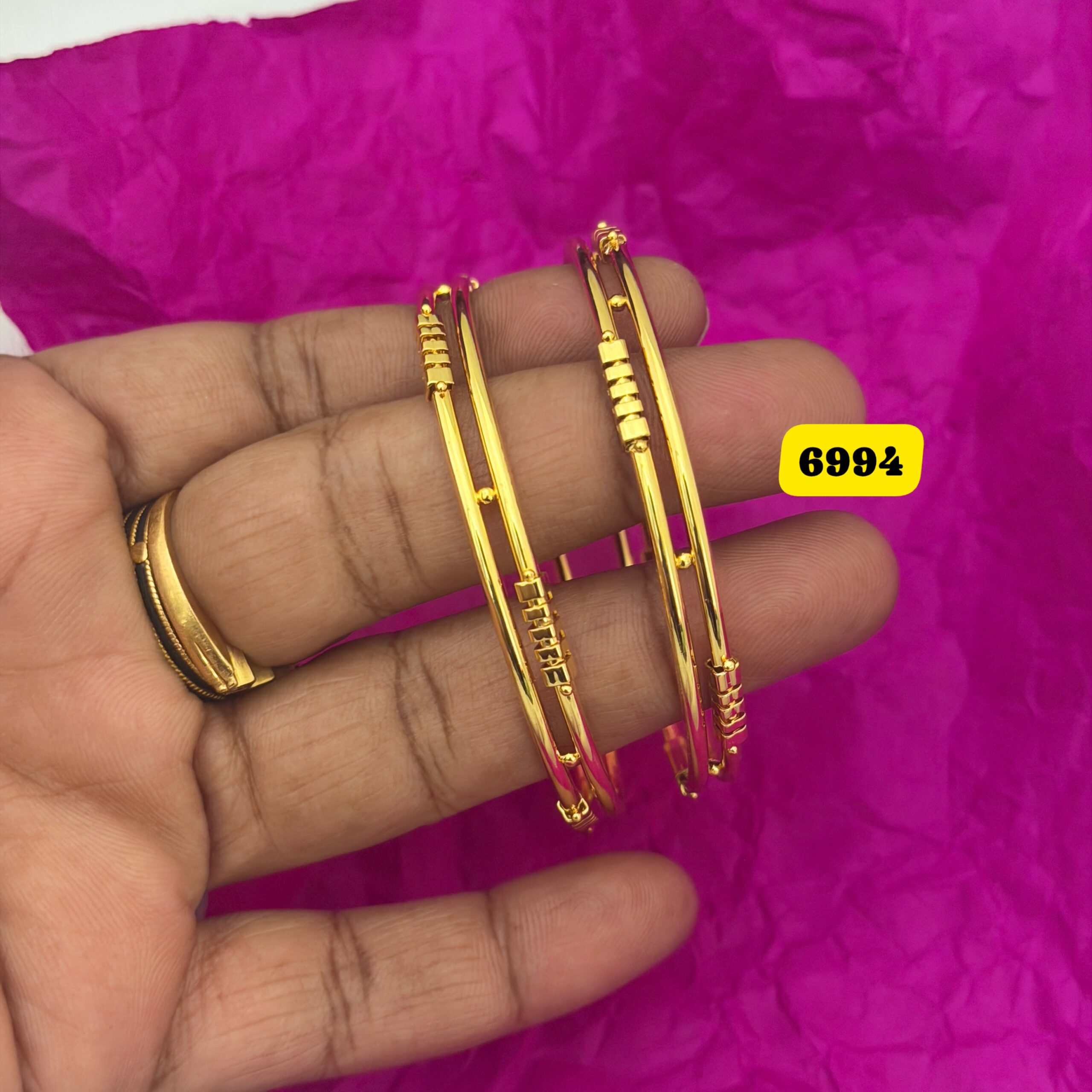 Trending bangle RC6994