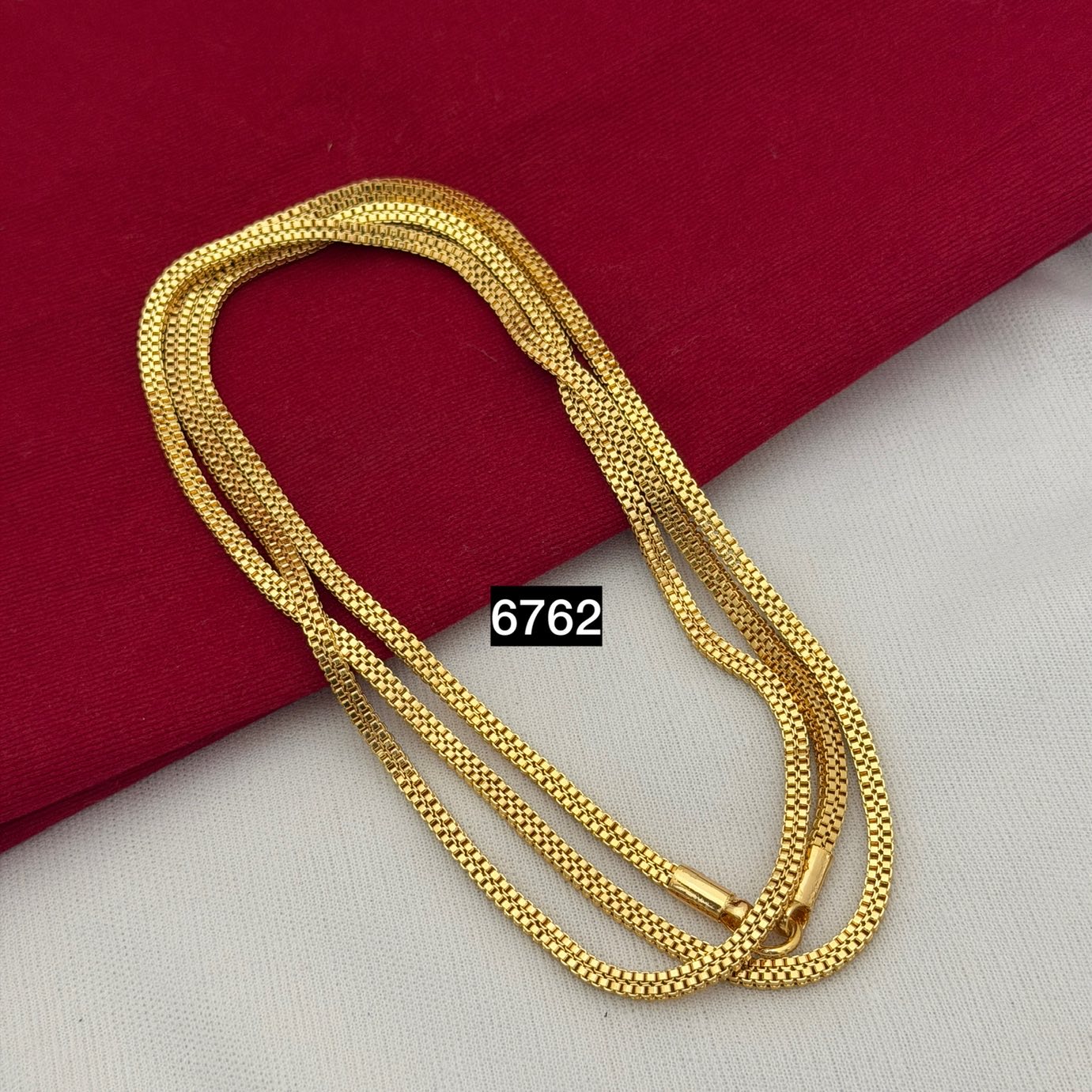 Long chain RC6762